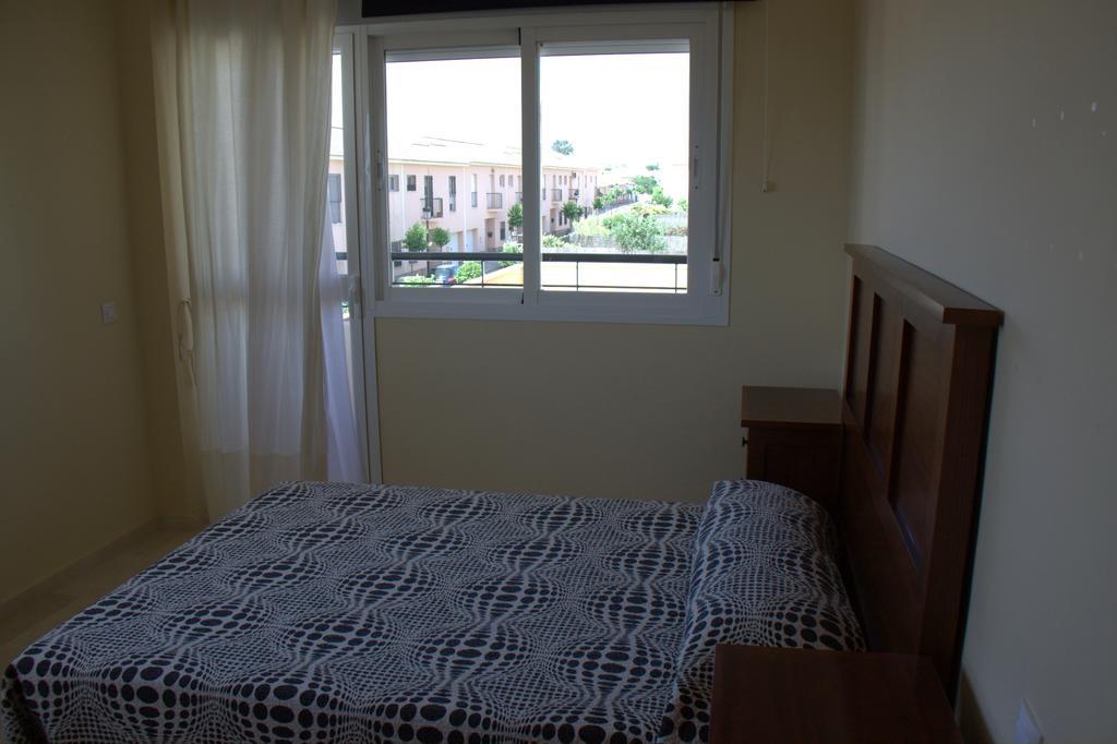 Apartamentos Turisticos Los Girasoles Espartinas Chambre photo